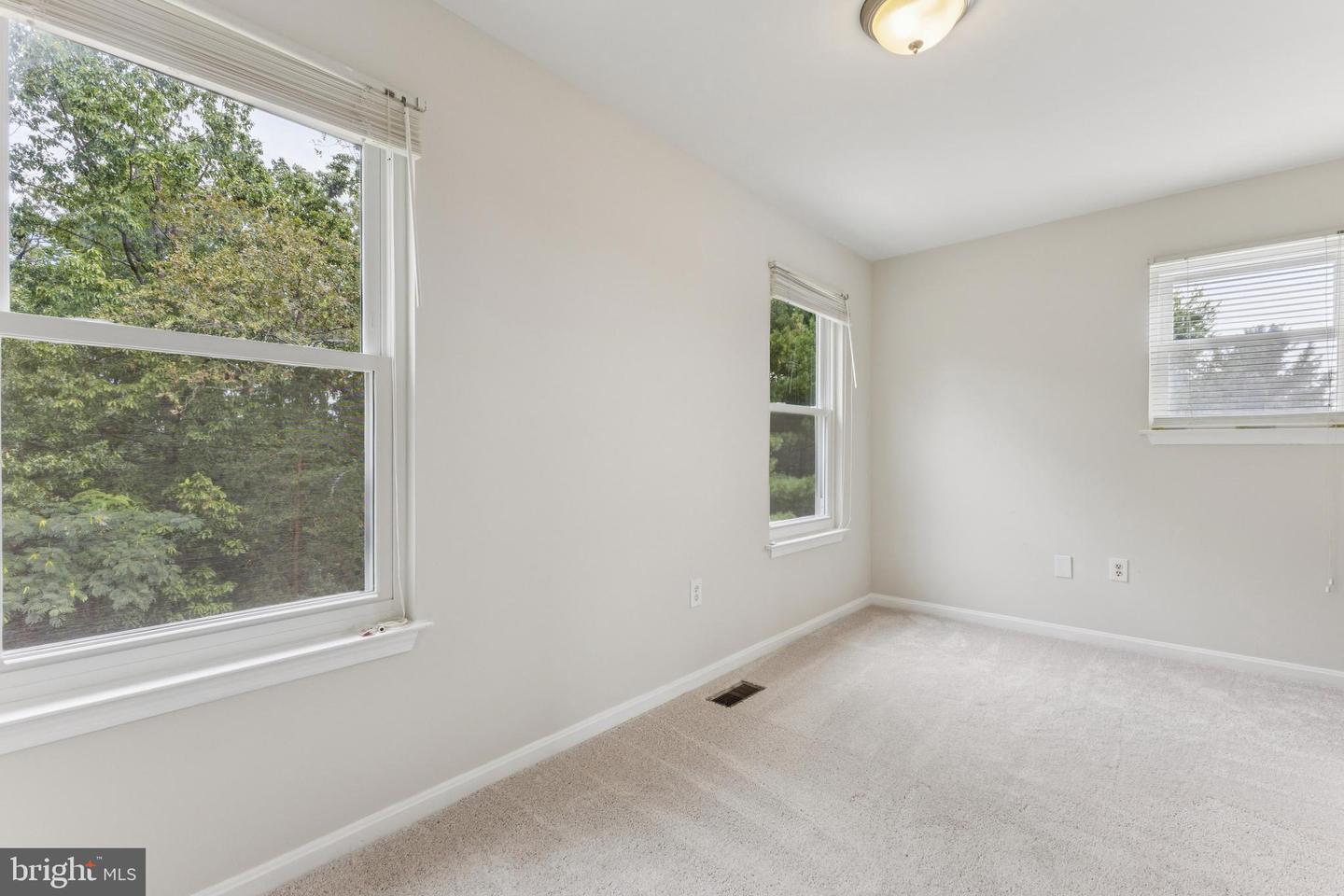 15361 GATEHOUSE TER, WOODBRIDGE, Virginia 22191, 3 Bedrooms Bedrooms, ,2 BathroomsBathrooms,Residential,For sale,15361 GATEHOUSE TER,VAPW2101680 MLS # VAPW2101680