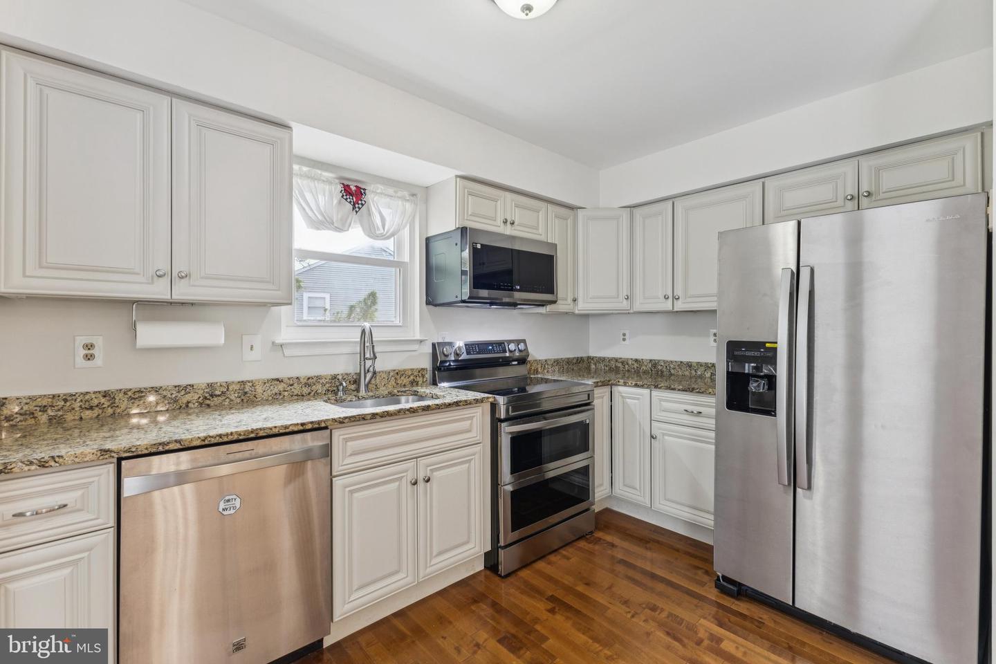 15361 GATEHOUSE TER, WOODBRIDGE, Virginia 22191, 3 Bedrooms Bedrooms, ,2 BathroomsBathrooms,Residential,For sale,15361 GATEHOUSE TER,VAPW2101680 MLS # VAPW2101680