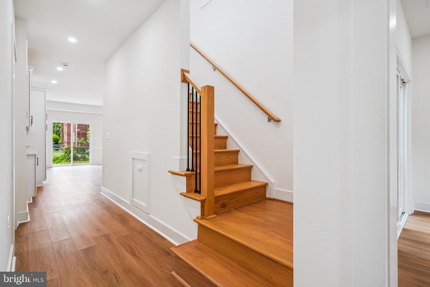 215 MCKINNEY ST, FREDERICKSBURG, Virginia 22401, 3 Bedrooms Bedrooms, ,2 BathroomsBathrooms,Residential,For sale,215 MCKINNEY ST,VAFB2008794 MLS # VAFB2008794