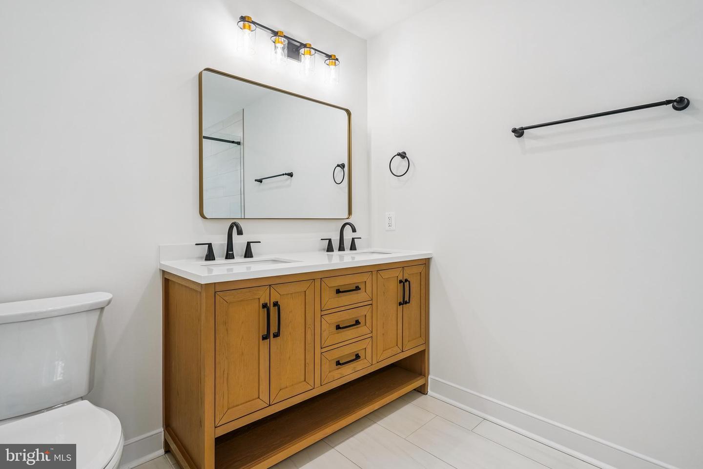 215 MCKINNEY ST, FREDERICKSBURG, Virginia 22401, 3 Bedrooms Bedrooms, ,2 BathroomsBathrooms,Residential,For sale,215 MCKINNEY ST,VAFB2008794 MLS # VAFB2008794