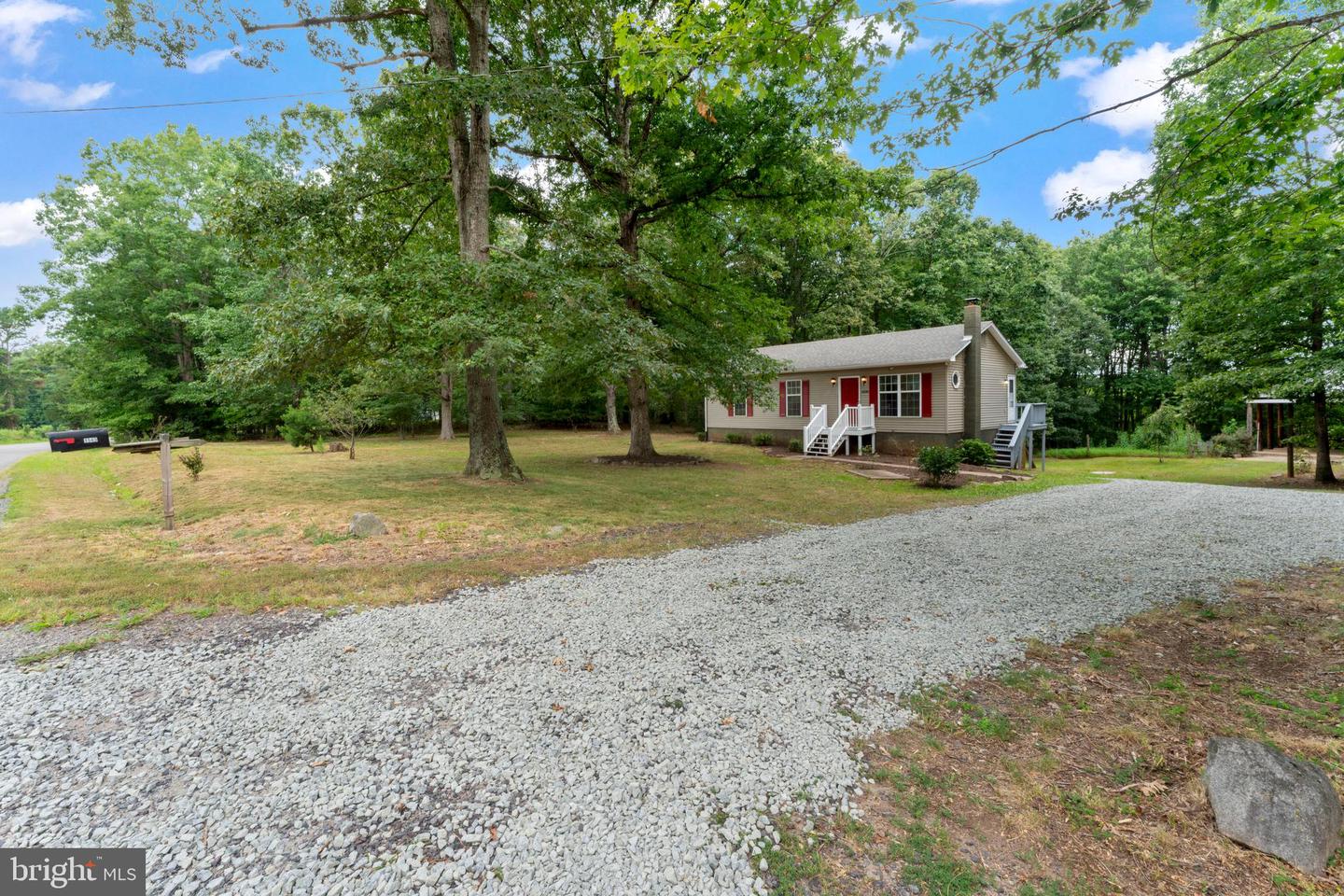 1543 VAWTER CORNER RD, LOUISA, Virginia 23093, 3 Bedrooms Bedrooms, ,2 BathroomsBathrooms,Residential,For sale,1543 VAWTER CORNER RD,VALA2008450 MLS # VALA2008450
