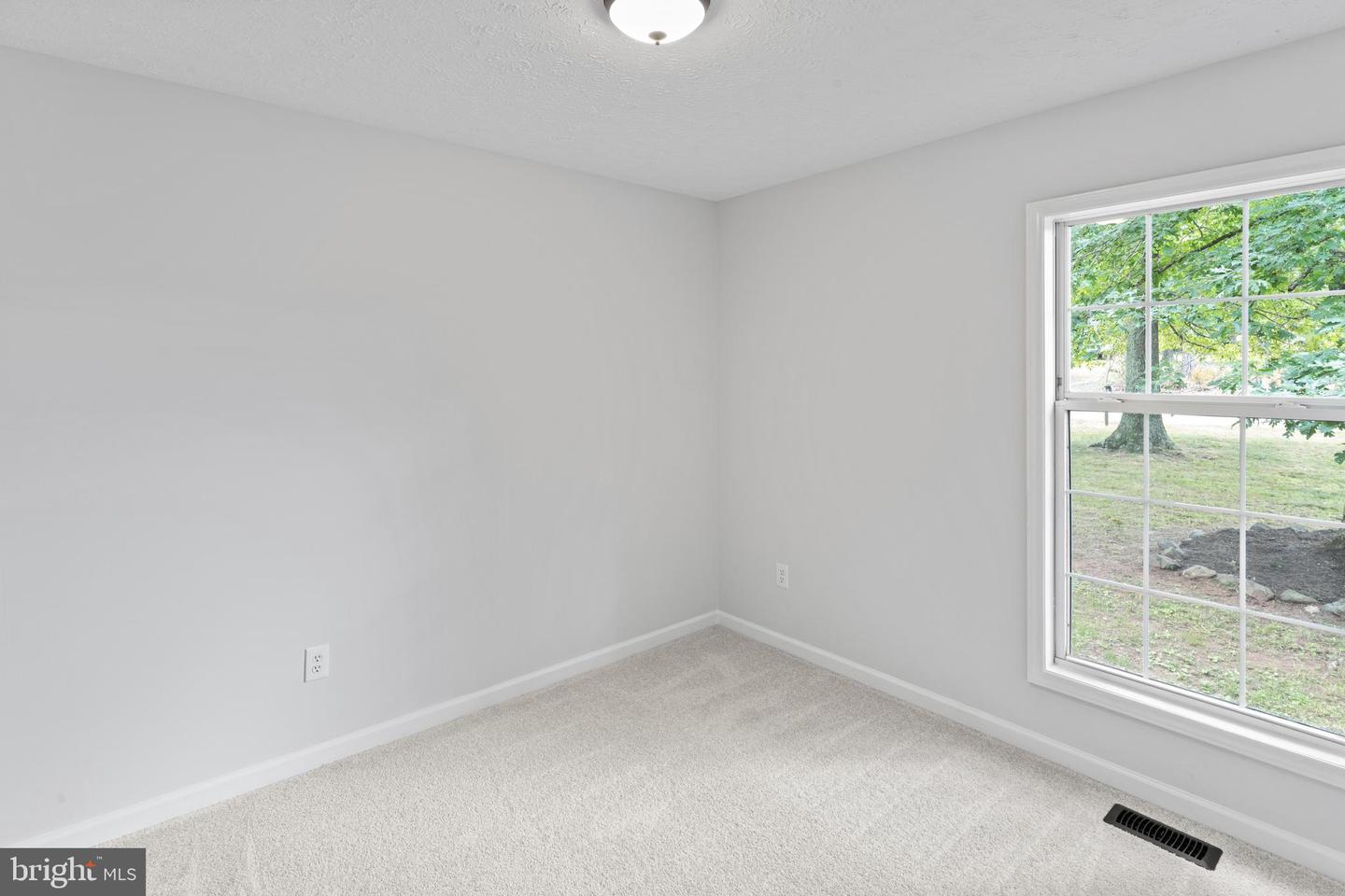1543 VAWTER CORNER RD, LOUISA, Virginia 23093, 3 Bedrooms Bedrooms, ,2 BathroomsBathrooms,Residential,For sale,1543 VAWTER CORNER RD,VALA2008450 MLS # VALA2008450