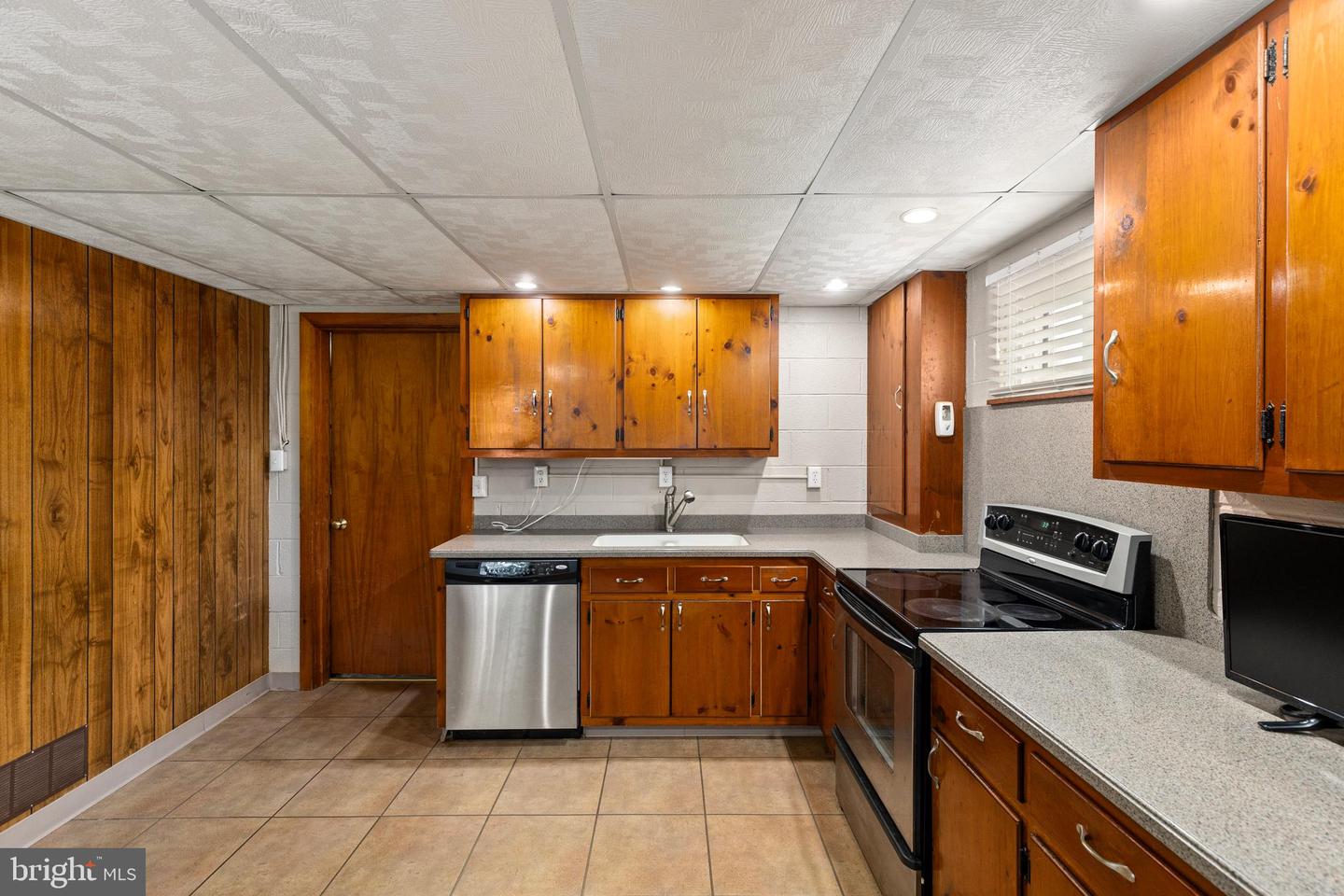 506 AZALEA ST, CULPEPER, Virginia 22701, 3 Bedrooms Bedrooms, ,2 BathroomsBathrooms,Residential,For sale,506 AZALEA ST,VACU2011344 MLS # VACU2011344
