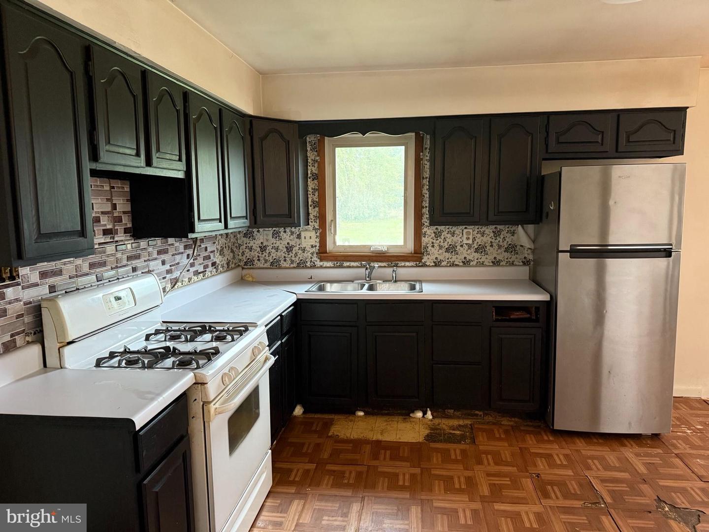 667 CRUMS CHURCH RD, BERRYVILLE, Virginia 22611, 3 Bedrooms Bedrooms, ,2 BathroomsBathrooms,Residential,For sale,667 CRUMS CHURCH RD,VACL2005976 MLS # VACL2005976