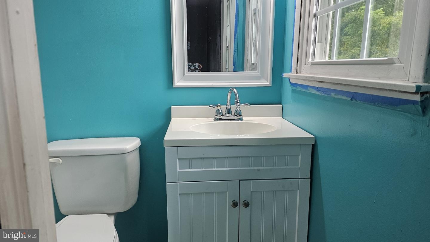 667 CRUMS CHURCH RD, BERRYVILLE, Virginia 22611, 3 Bedrooms Bedrooms, ,2 BathroomsBathrooms,Residential,For sale,667 CRUMS CHURCH RD,VACL2005976 MLS # VACL2005976