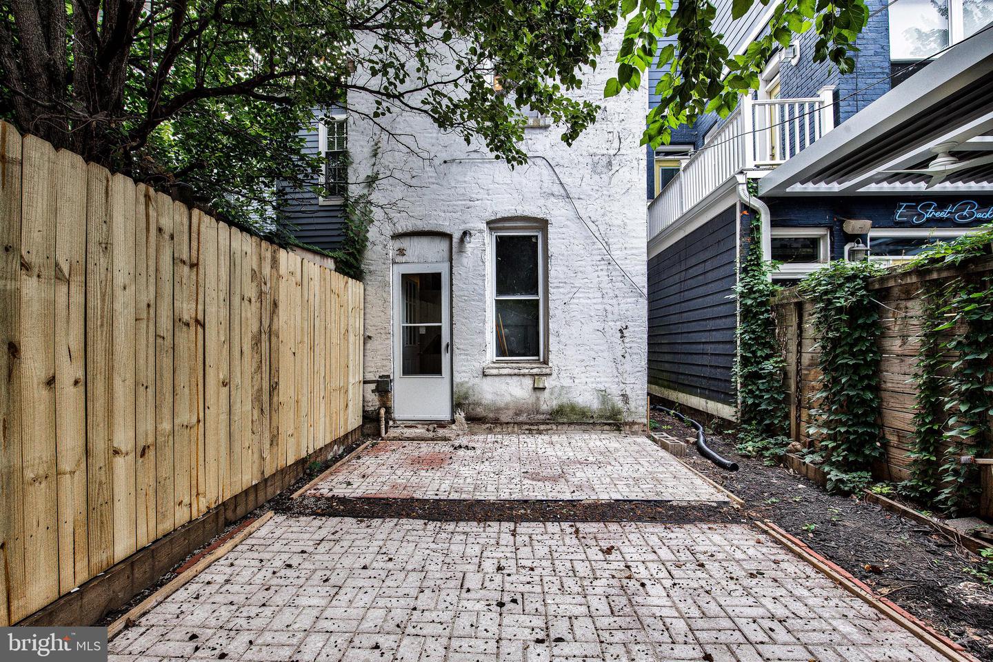 1528 E ST SE, WASHINGTON, District Of Columbia 20003, 3 Bedrooms Bedrooms, ,1 BathroomBathrooms,Residential,For sale,1528 E ST SE,DCDC2215554 MLS # DCDC2215554