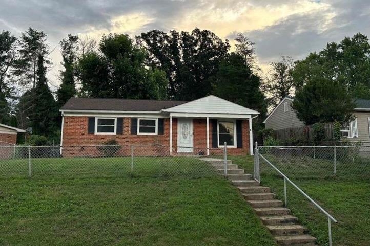 281 ELKIN CIR, WAYNESBORO, Virginia 22980, 3 Bedrooms Bedrooms, ,1 BathroomBathrooms,Residential,281 ELKIN CIR,666954 MLS # 666954