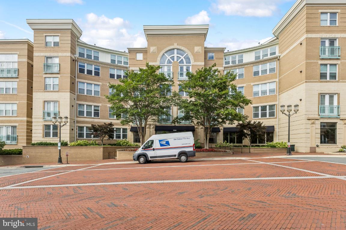 12000 MARKET ST #152, RESTON, Virginia 20190, 2 Bedrooms Bedrooms, ,2 BathroomsBathrooms,Residential,For sale,12000 MARKET ST #152,VAFX2261892 MLS # VAFX2261892