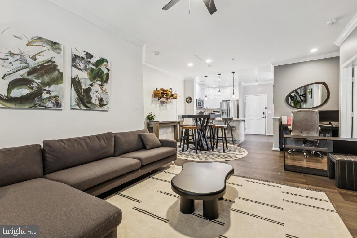 12000 MARKET ST #152, RESTON, Virginia 20190, 2 Bedrooms Bedrooms, ,2 BathroomsBathrooms,Residential,For sale,12000 MARKET ST #152,VAFX2261892 MLS # VAFX2261892