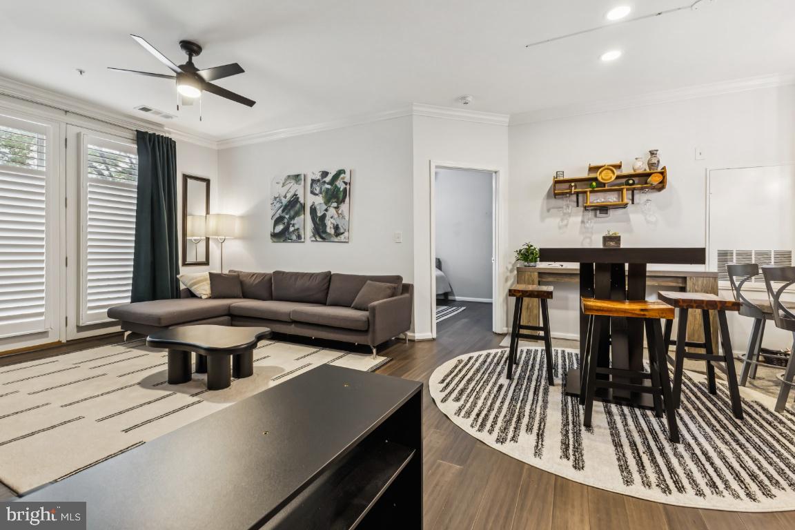 12000 MARKET ST #152, RESTON, Virginia 20190, 2 Bedrooms Bedrooms, ,2 BathroomsBathrooms,Residential,For sale,12000 MARKET ST #152,VAFX2261892 MLS # VAFX2261892