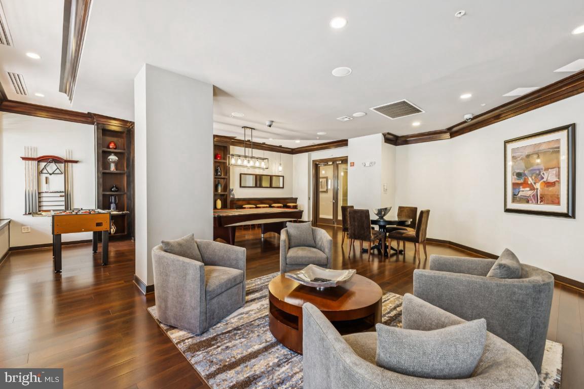 12000 MARKET ST #152, RESTON, Virginia 20190, 2 Bedrooms Bedrooms, ,2 BathroomsBathrooms,Residential,For sale,12000 MARKET ST #152,VAFX2261892 MLS # VAFX2261892