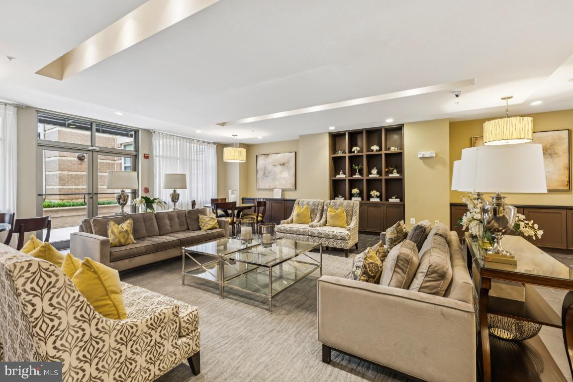12000 MARKET ST #152, RESTON, Virginia 20190, 2 Bedrooms Bedrooms, ,2 BathroomsBathrooms,Residential,For sale,12000 MARKET ST #152,VAFX2261892 MLS # VAFX2261892