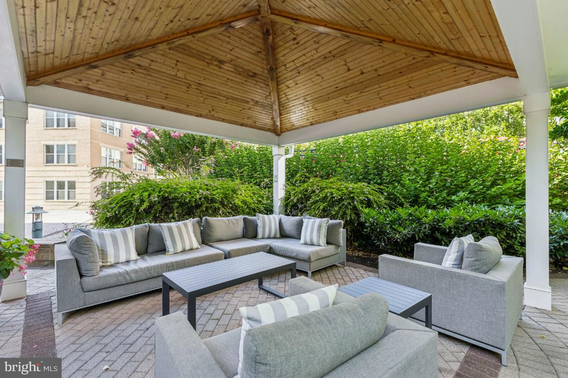 12000 MARKET ST #152, RESTON, Virginia 20190, 2 Bedrooms Bedrooms, ,2 BathroomsBathrooms,Residential,For sale,12000 MARKET ST #152,VAFX2261892 MLS # VAFX2261892