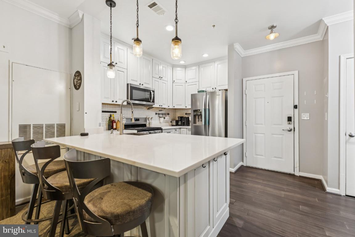 12000 MARKET ST #152, RESTON, Virginia 20190, 2 Bedrooms Bedrooms, ,2 BathroomsBathrooms,Residential,For sale,12000 MARKET ST #152,VAFX2261892 MLS # VAFX2261892