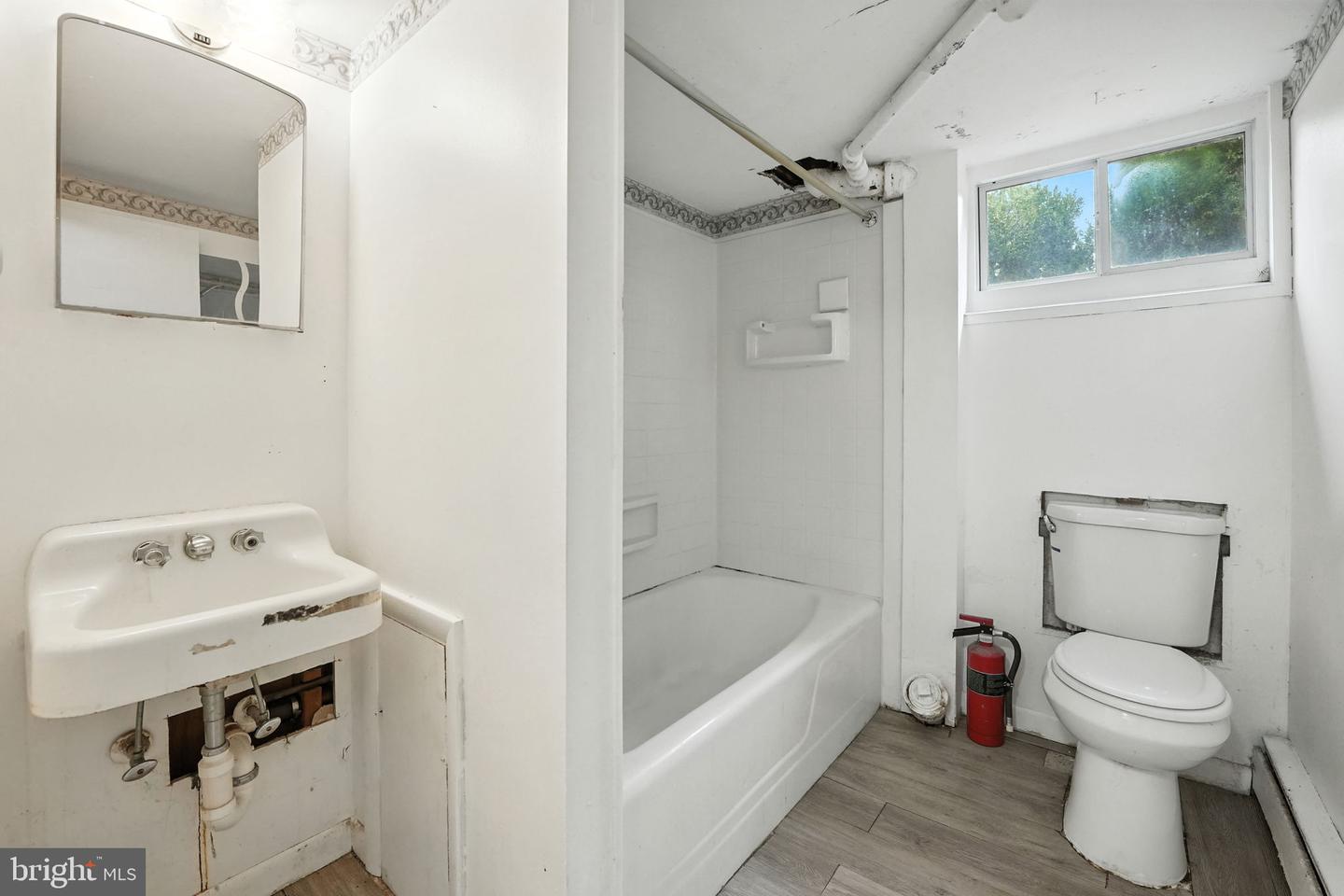 311 S 26TH ST, PURCELLVILLE, Virginia 20132, 3 Bedrooms Bedrooms, ,2 BathroomsBathrooms,Residential,For sale,311 S 26TH ST,VALO2104810 MLS # VALO2104810