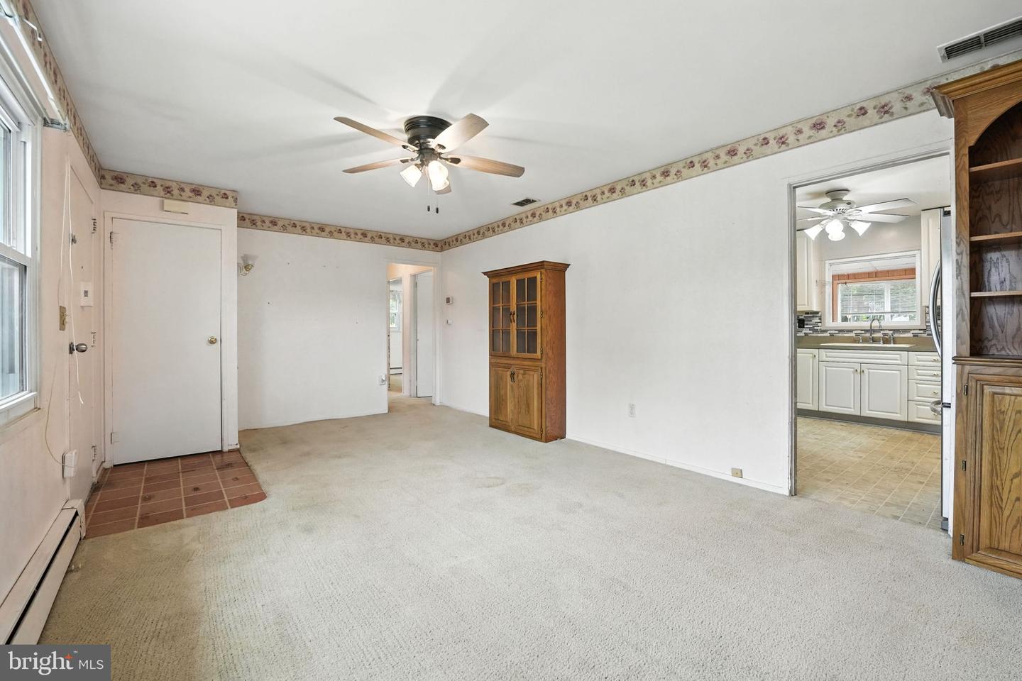 311 S 26TH ST, PURCELLVILLE, Virginia 20132, 3 Bedrooms Bedrooms, ,2 BathroomsBathrooms,Residential,For sale,311 S 26TH ST,VALO2104810 MLS # VALO2104810