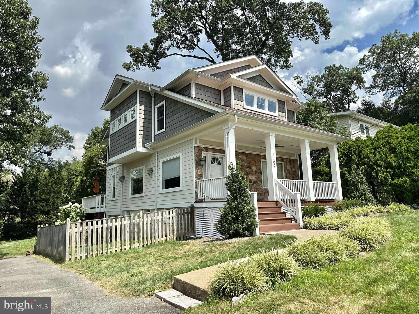 4709 7TH ST S, ARLINGTON, Virginia 22204, 3 Bedrooms Bedrooms, ,2 BathroomsBathrooms,Residential,For sale,4709 7TH ST S,VAAR2062426 MLS # VAAR2062426