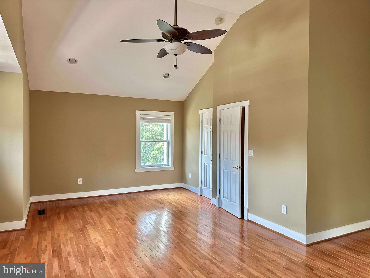 4709 7TH ST S, ARLINGTON, Virginia 22204, 3 Bedrooms Bedrooms, ,2 BathroomsBathrooms,Residential,For sale,4709 7TH ST S,VAAR2062426 MLS # VAAR2062426