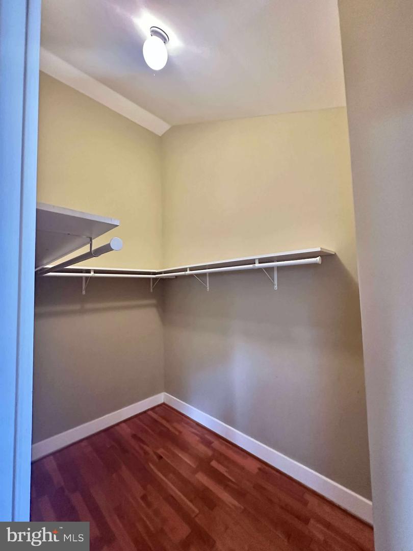 4709 7TH ST S, ARLINGTON, Virginia 22204, 3 Bedrooms Bedrooms, ,2 BathroomsBathrooms,Residential,For sale,4709 7TH ST S,VAAR2062426 MLS # VAAR2062426