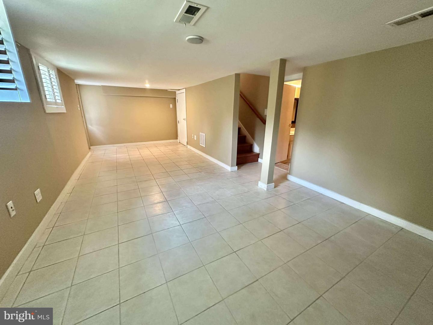 4709 7TH ST S, ARLINGTON, Virginia 22204, 3 Bedrooms Bedrooms, ,2 BathroomsBathrooms,Residential,For sale,4709 7TH ST S,VAAR2062426 MLS # VAAR2062426