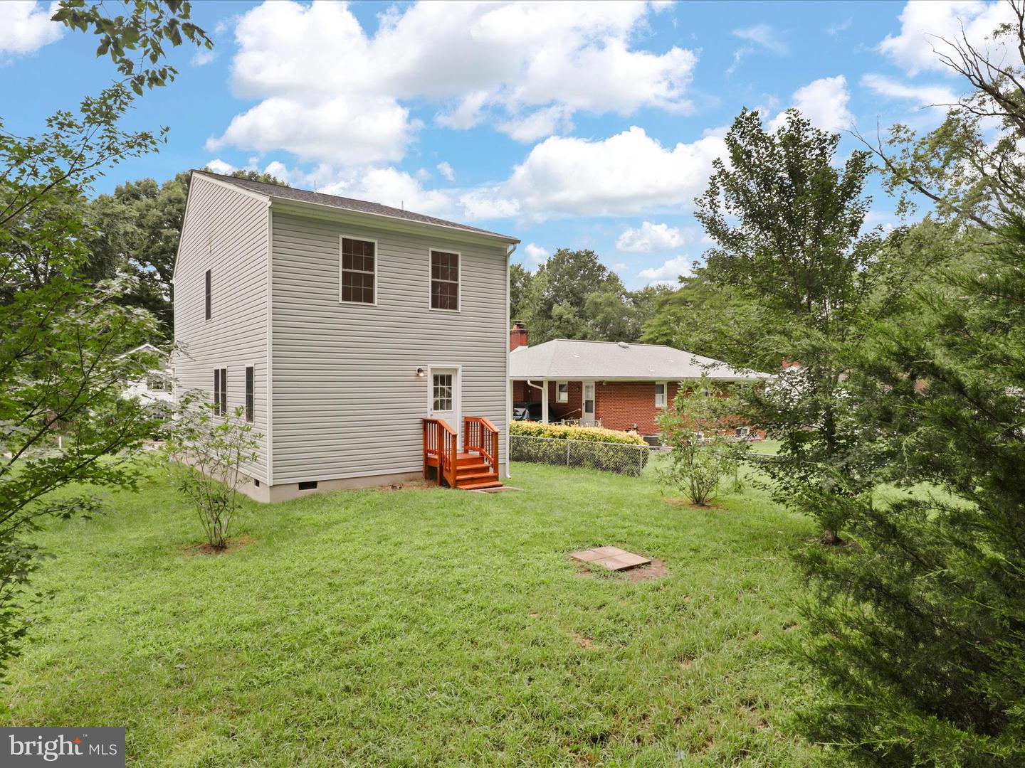 8509 ENGLESIDE ST, ALEXANDRIA, Virginia 22309, 3 Bedrooms Bedrooms, 9 Rooms Rooms,2 BathroomsBathrooms,Residential,For sale,8509 ENGLESIDE ST,VAFX2261994 MLS # VAFX2261994