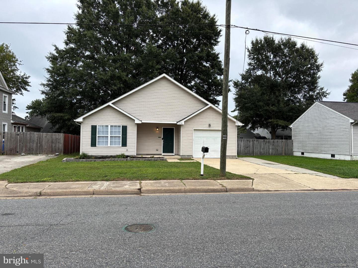 1718 SPARROW RD, CHESAPEAKE, Virginia 23320, ,Residential,For sale,1718 SPARROW RD,VACK2000118 MLS # VACK2000118