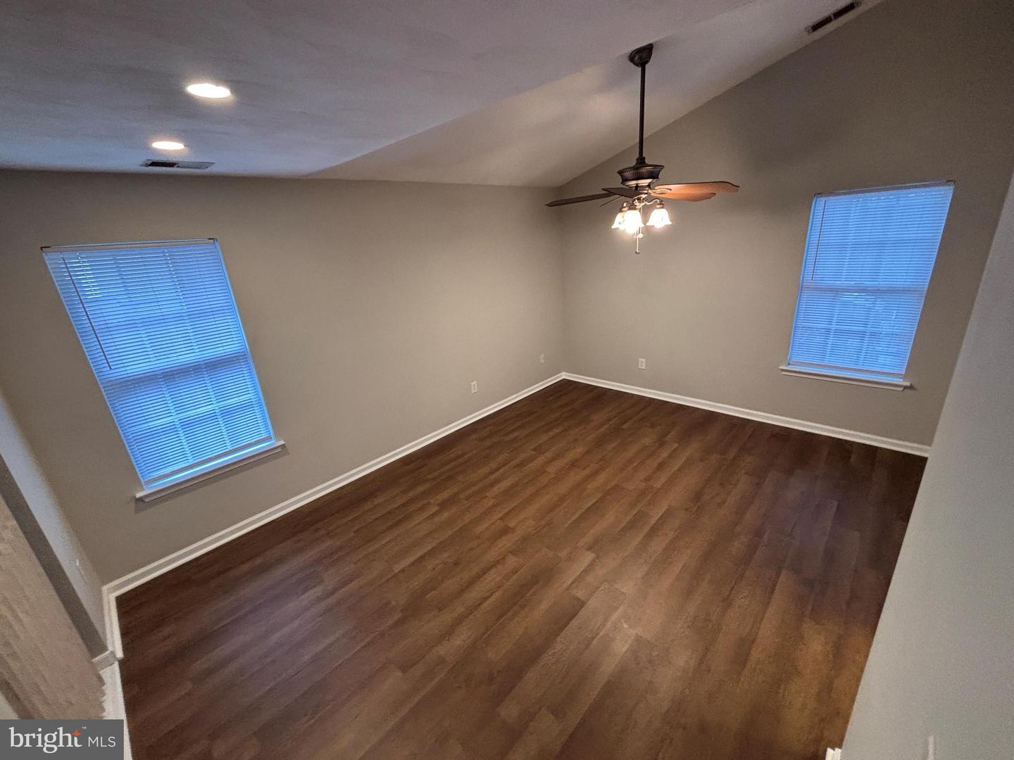 1718 SPARROW RD, CHESAPEAKE, Virginia 23320, ,Residential,For sale,1718 SPARROW RD,VACK2000118 MLS # VACK2000118