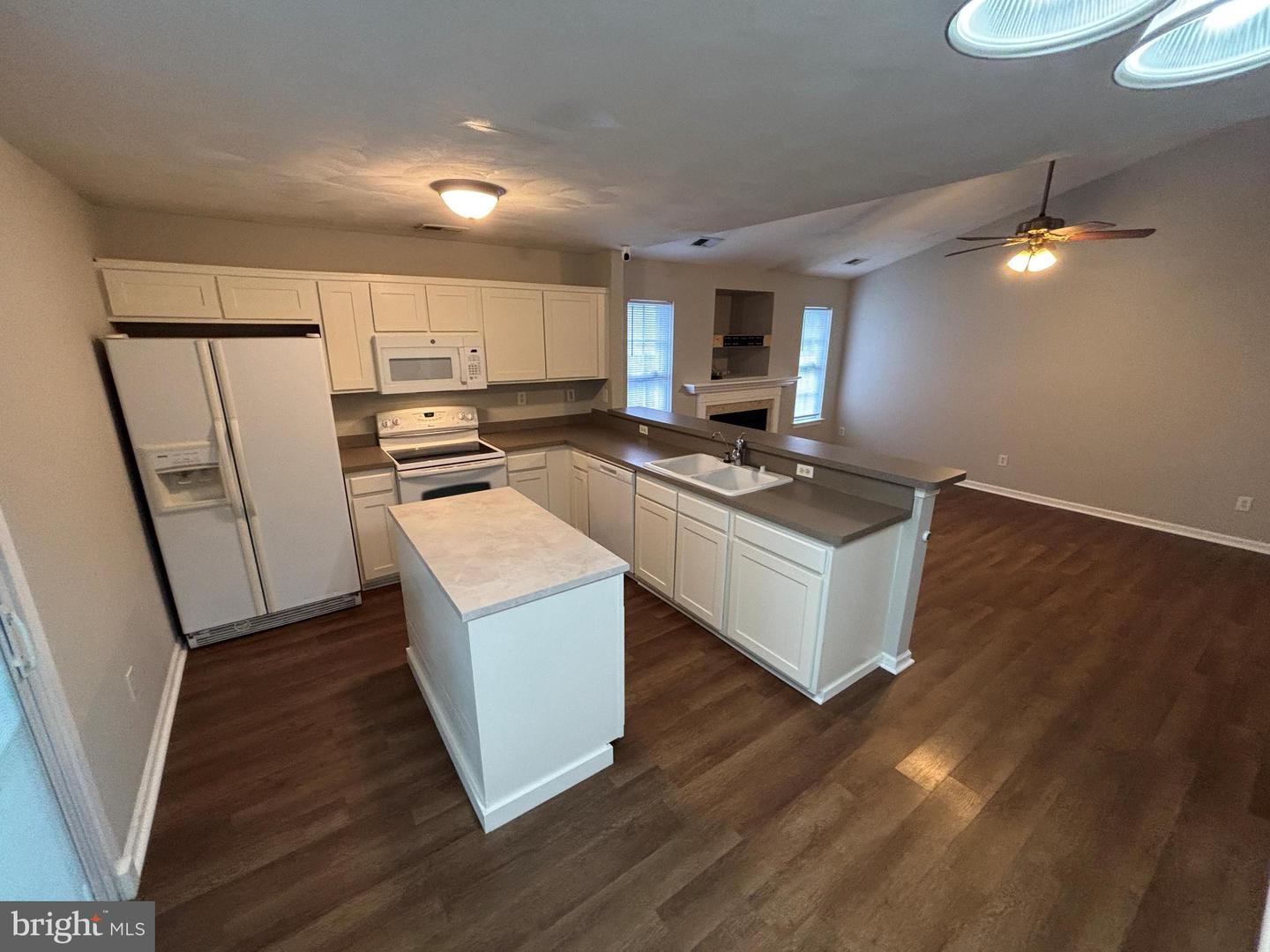 1718 SPARROW RD, CHESAPEAKE, Virginia 23320, ,Residential,For sale,1718 SPARROW RD,VACK2000118 MLS # VACK2000118