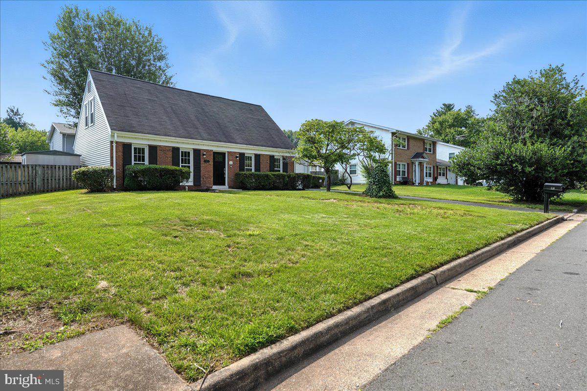 120 N KENNEDY RD, STERLING, Virginia 20164, 4 Bedrooms Bedrooms, ,2 BathroomsBathrooms,Residential,For sale,120 N KENNEDY RD,VALO2104852 MLS # VALO2104852