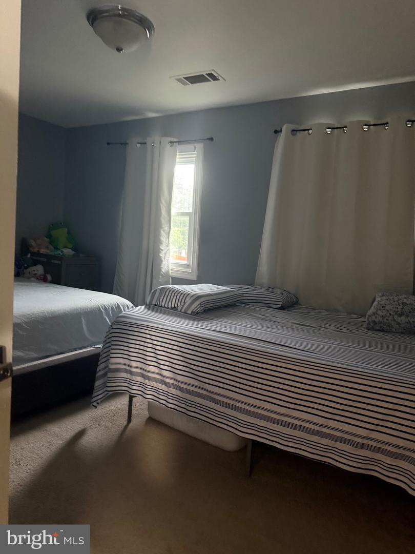 703 S CONCORD CT, STERLING, Virginia 20164, 3 Bedrooms Bedrooms, ,1 BathroomBathrooms,Residential,For sale,703 S CONCORD CT,VALO2104820 MLS # VALO2104820