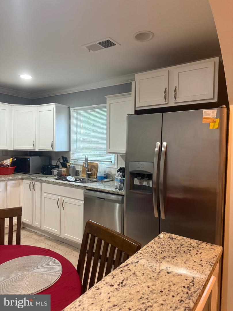 703 S CONCORD CT, STERLING, Virginia 20164, 3 Bedrooms Bedrooms, ,1 BathroomBathrooms,Residential,For sale,703 S CONCORD CT,VALO2104820 MLS # VALO2104820