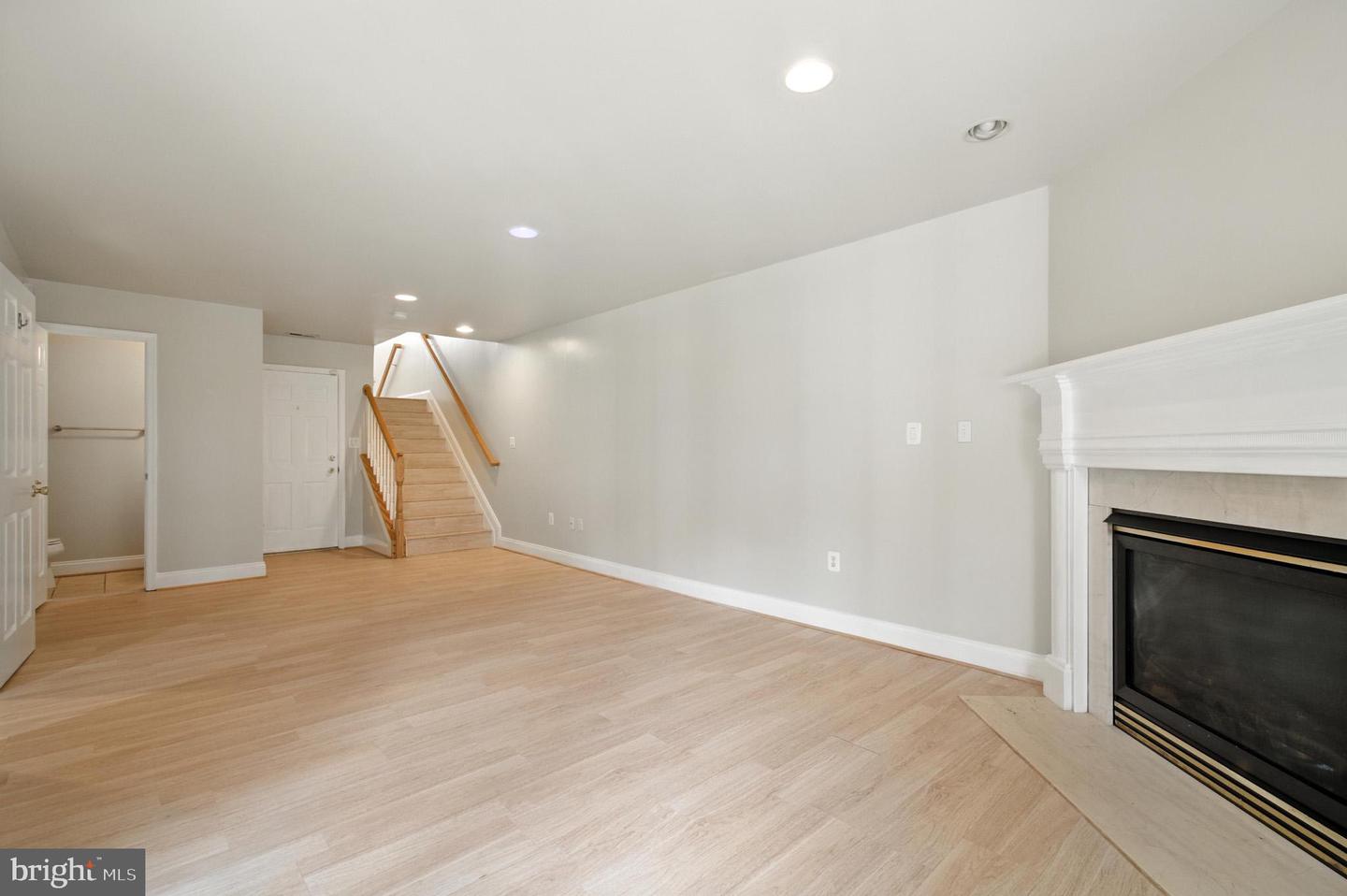 47565 ROYAL BURNHAM TER, STERLING, Virginia 20165, 4 Bedrooms Bedrooms, ,2 BathroomsBathrooms,Residential,For sale,47565 ROYAL BURNHAM TER,VALO2104826 MLS # VALO2104826