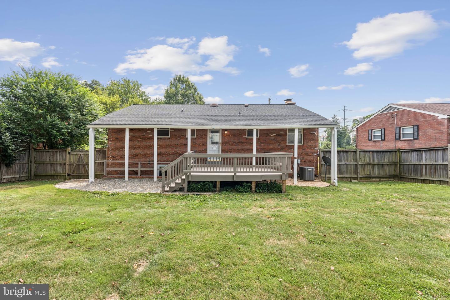 109 FALLS AVE, FALLS CHURCH, Virginia 22046, 3 Bedrooms Bedrooms, ,2 BathroomsBathrooms,Residential,For sale,109 FALLS AVE,VAFA2003224 MLS # VAFA2003224