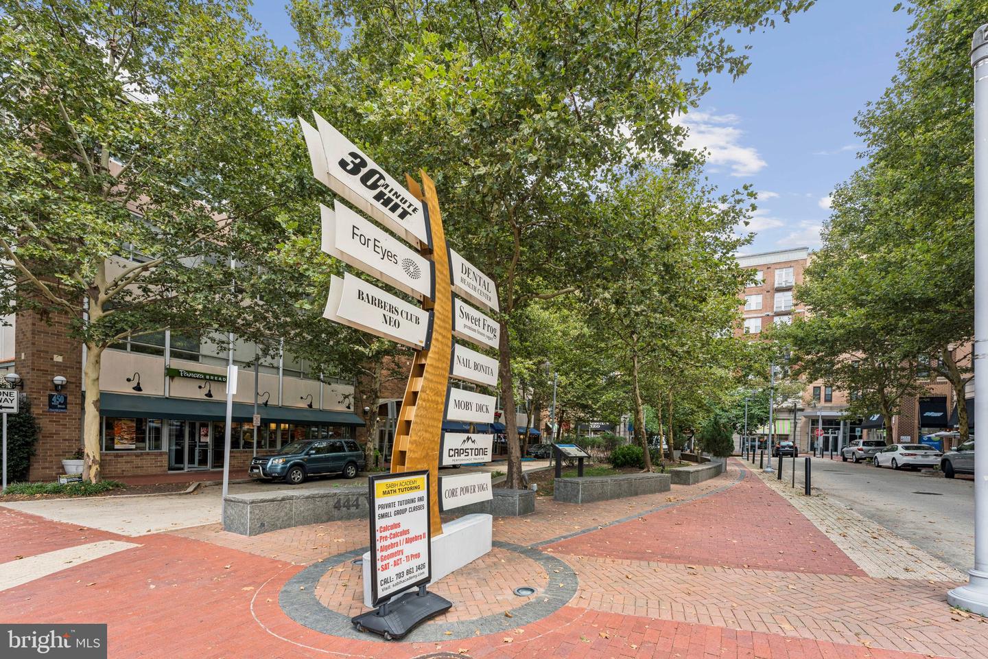109 FALLS AVE, FALLS CHURCH, Virginia 22046, 3 Bedrooms Bedrooms, ,2 BathroomsBathrooms,Residential,For sale,109 FALLS AVE,VAFA2003224 MLS # VAFA2003224