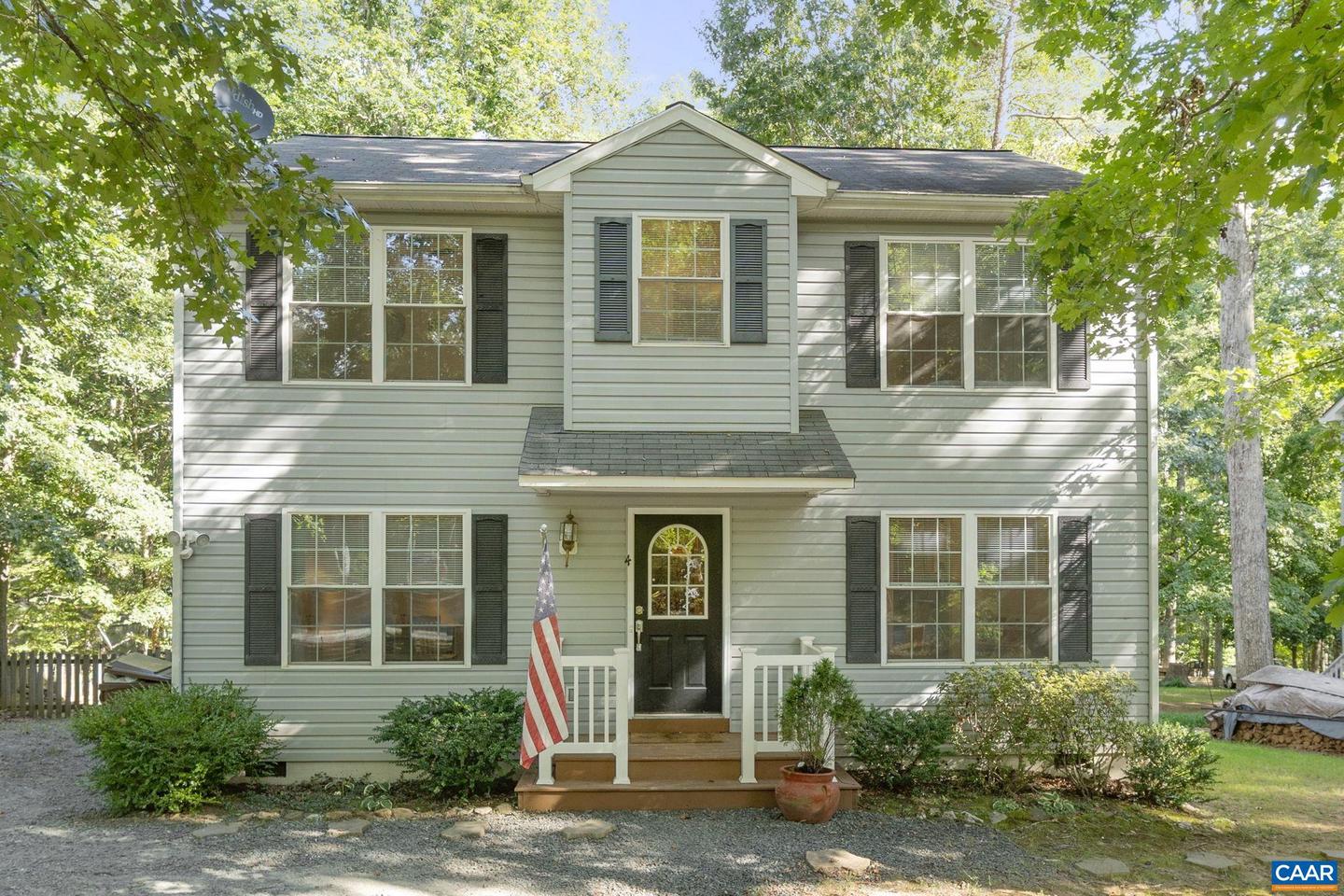 4 CLARK CT, PALMYRA, Virginia 22963, 3 Bedrooms Bedrooms, ,2 BathroomsBathrooms,Residential,For sale,4 CLARK CT,667989 MLS # 667989