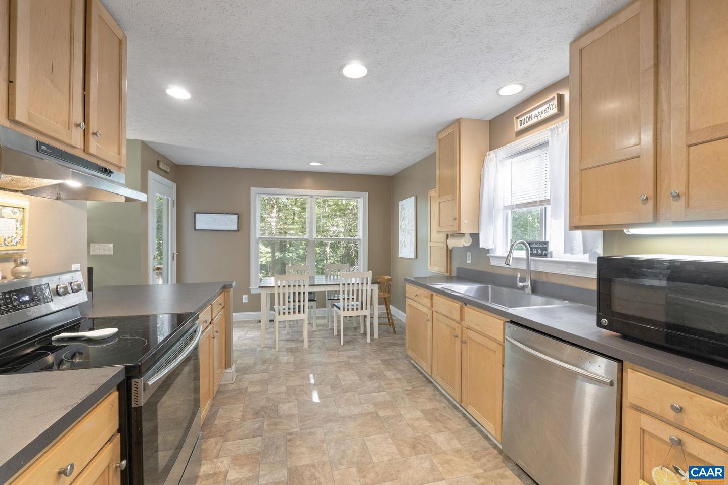 4 CLARK CT, PALMYRA, Virginia 22963, 3 Bedrooms Bedrooms, ,2 BathroomsBathrooms,Residential,For sale,4 CLARK CT,667989 MLS # 667989