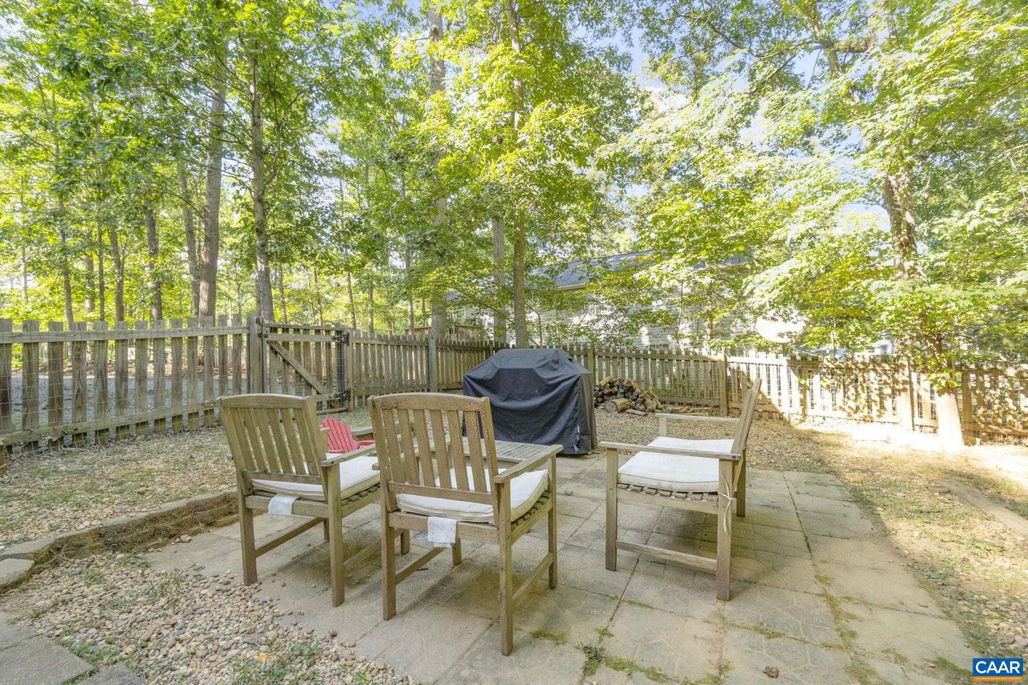 4 CLARK CT, PALMYRA, Virginia 22963, 3 Bedrooms Bedrooms, ,2 BathroomsBathrooms,Residential,For sale,4 CLARK CT,667989 MLS # 667989