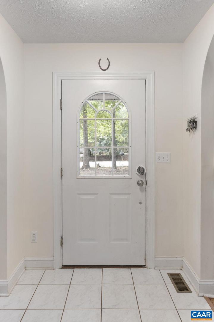 4 CLARK CT, PALMYRA, Virginia 22963, 3 Bedrooms Bedrooms, ,2 BathroomsBathrooms,Residential,For sale,4 CLARK CT,667989 MLS # 667989
