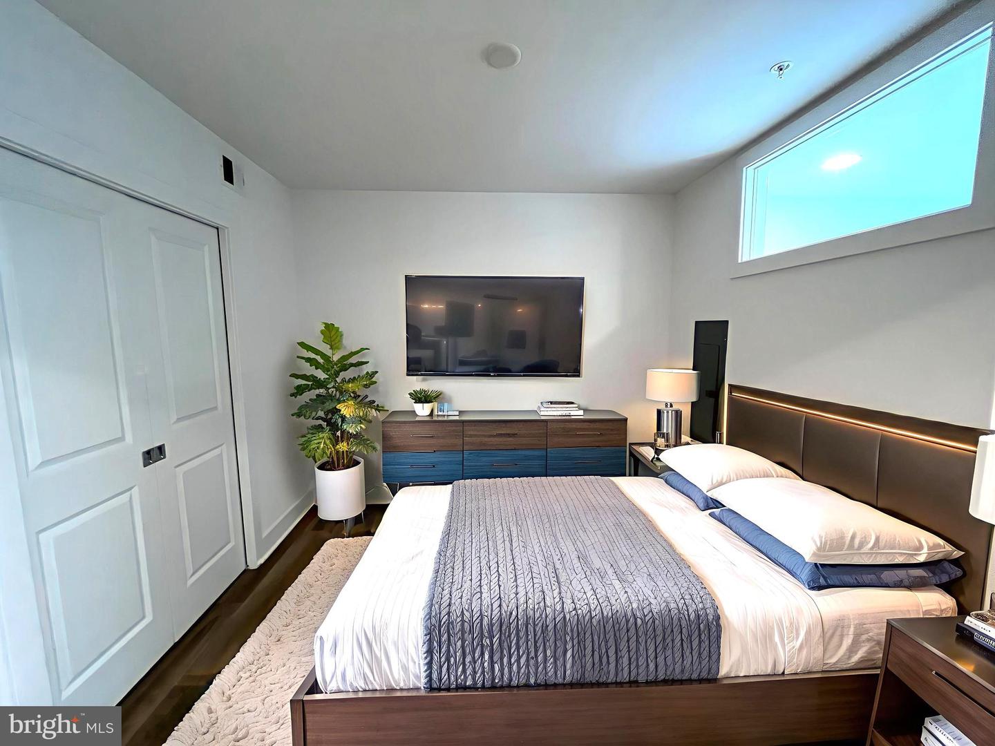 701 N HENRY ST #204, ALEXANDRIA, Virginia 22314, 1 Bedroom Bedrooms, ,1 BathroomBathrooms,Residential,For sale,701 N HENRY ST #204,VAAX2048742 MLS # VAAX2048742