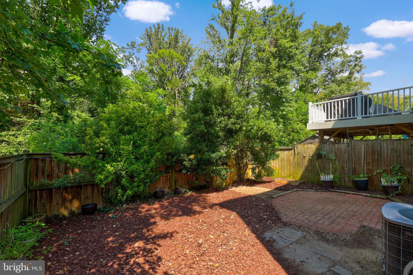 8070 SLEEPY VIEW LN, SPRINGFIELD, Virginia 22153, 4 Bedrooms Bedrooms, ,2 BathroomsBathrooms,Residential,For sale,8070 SLEEPY VIEW LN,VAFX2250020 MLS # VAFX2250020