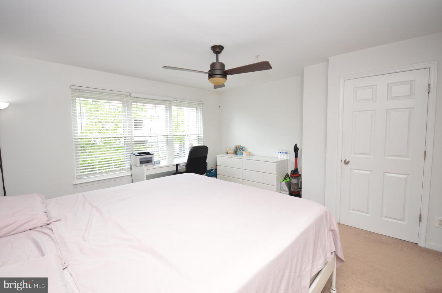 8173 HALLEY CT, LORTON, Virginia 22079, 2 Bedrooms Bedrooms, ,2 BathroomsBathrooms,Residential,For sale,8173 HALLEY CT,VAFX2255216 MLS # VAFX2255216
