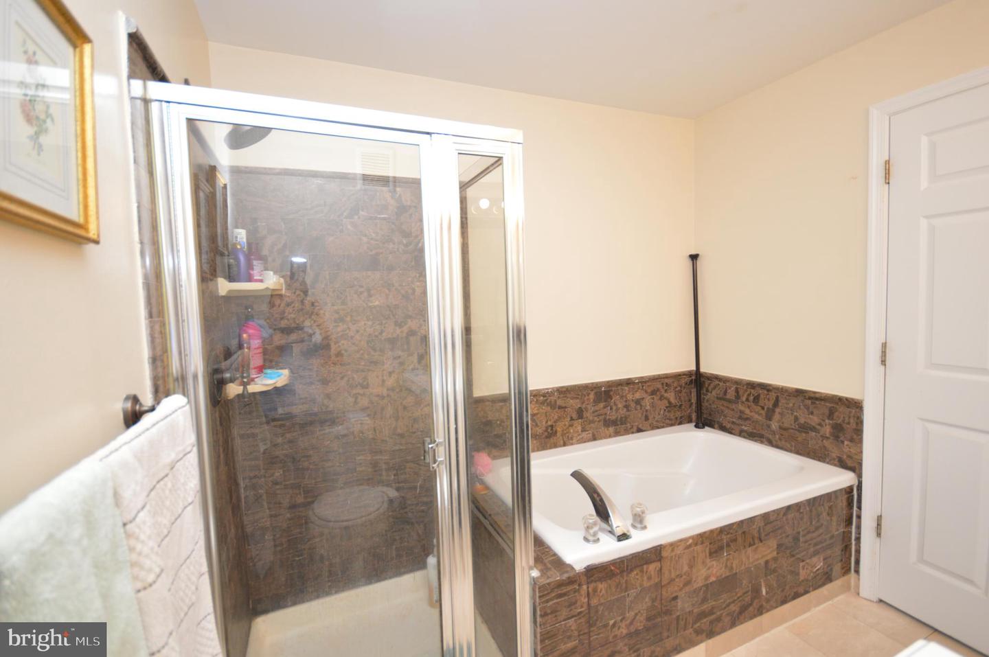 8173 HALLEY CT, LORTON, Virginia 22079, 2 Bedrooms Bedrooms, ,2 BathroomsBathrooms,Residential,For sale,8173 HALLEY CT,VAFX2255216 MLS # VAFX2255216