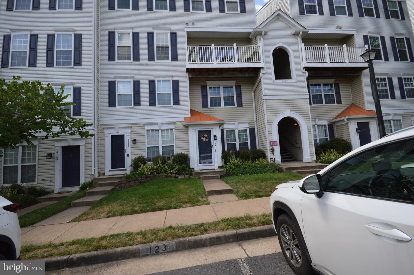 8173 HALLEY CT, LORTON, Virginia 22079, 2 Bedrooms Bedrooms, ,2 BathroomsBathrooms,Residential,For sale,8173 HALLEY CT,VAFX2255216 MLS # VAFX2255216