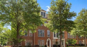 454 FERDINAND DAY DR, ALEXANDRIA, Virginia 22304, 4 Bedrooms Bedrooms, ,3 BathroomsBathrooms,Residential,For sale,454 FERDINAND DAY DR,VAAX2047654 MLS # VAAX2047654