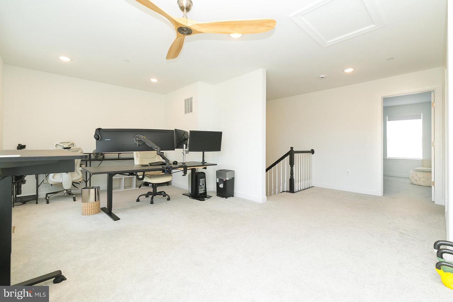 4965 LONGMIRE WAY, CHANTILLY, Virginia 20151, 5 Bedrooms Bedrooms, ,4 BathroomsBathrooms,Residential,For sale,4965 LONGMIRE WAY,VAFX2257262 MLS # VAFX2257262