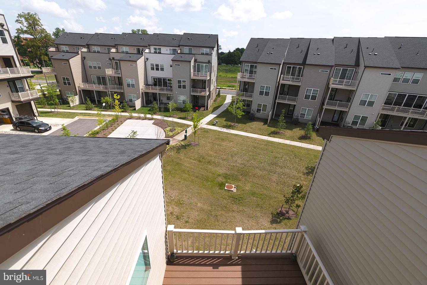 4965 LONGMIRE WAY, CHANTILLY, Virginia 20151, 5 Bedrooms Bedrooms, ,4 BathroomsBathrooms,Residential,For sale,4965 LONGMIRE WAY,VAFX2257262 MLS # VAFX2257262