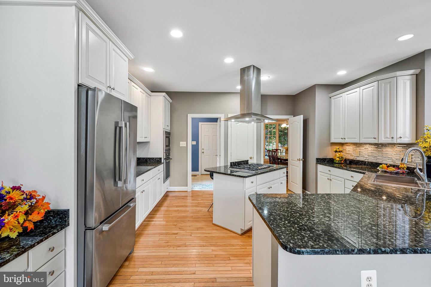 8818 JARRETT VALLEY DR, VIENNA, Virginia 22182, 5 Bedrooms Bedrooms, ,4 BathroomsBathrooms,Residential,For sale,8818 JARRETT VALLEY DR,VAFX2260080 MLS # VAFX2260080
