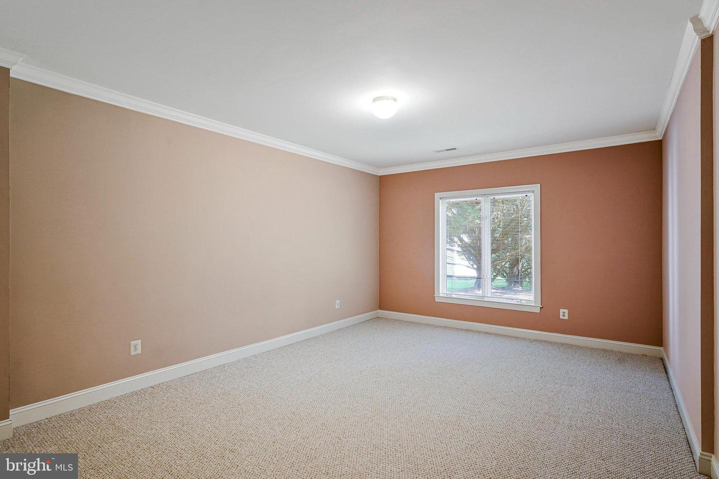 8818 JARRETT VALLEY DR, VIENNA, Virginia 22182, 5 Bedrooms Bedrooms, ,4 BathroomsBathrooms,Residential,For sale,8818 JARRETT VALLEY DR,VAFX2260080 MLS # VAFX2260080