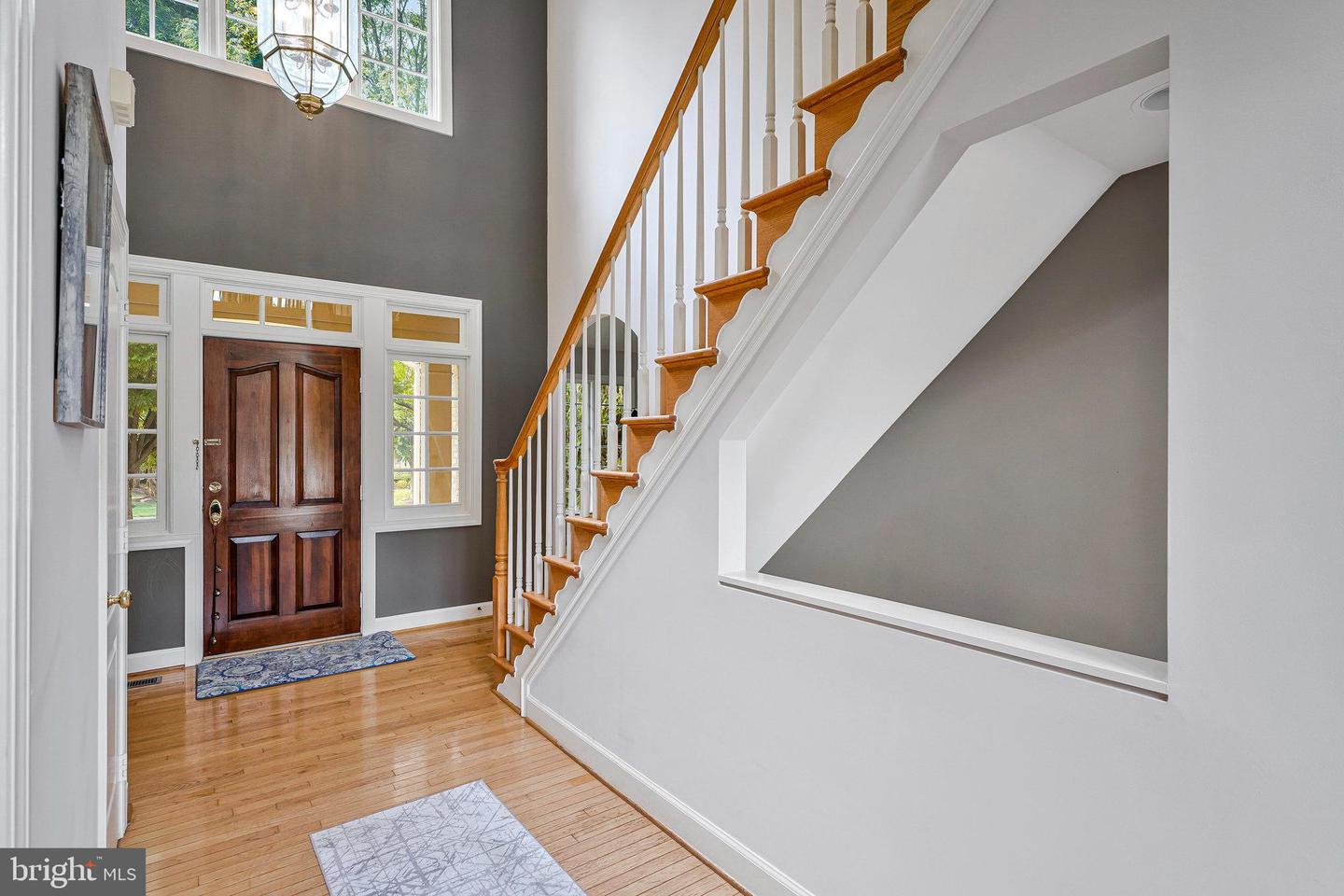 8818 JARRETT VALLEY DR, VIENNA, Virginia 22182, 5 Bedrooms Bedrooms, ,4 BathroomsBathrooms,Residential,For sale,8818 JARRETT VALLEY DR,VAFX2260080 MLS # VAFX2260080