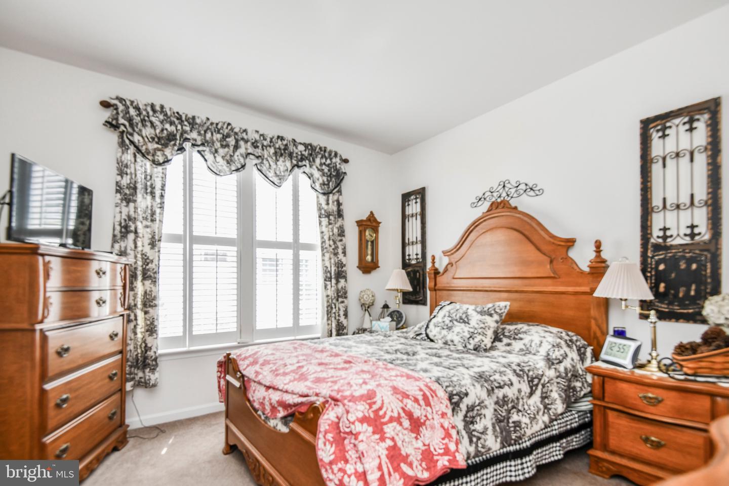 3607 MAUCHLEY CT, WARRENTON, Virginia 20187, 2 Bedrooms Bedrooms, ,2 BathroomsBathrooms,Residential,For sale,3607 MAUCHLEY CT,VAFQ2017868 MLS # VAFQ2017868
